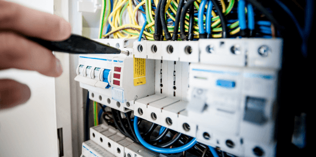 Kahraba & Sabaq ( Plumber & Electrician) Home Services خدماتنا | كهرباء وسباك وصيانة منازل